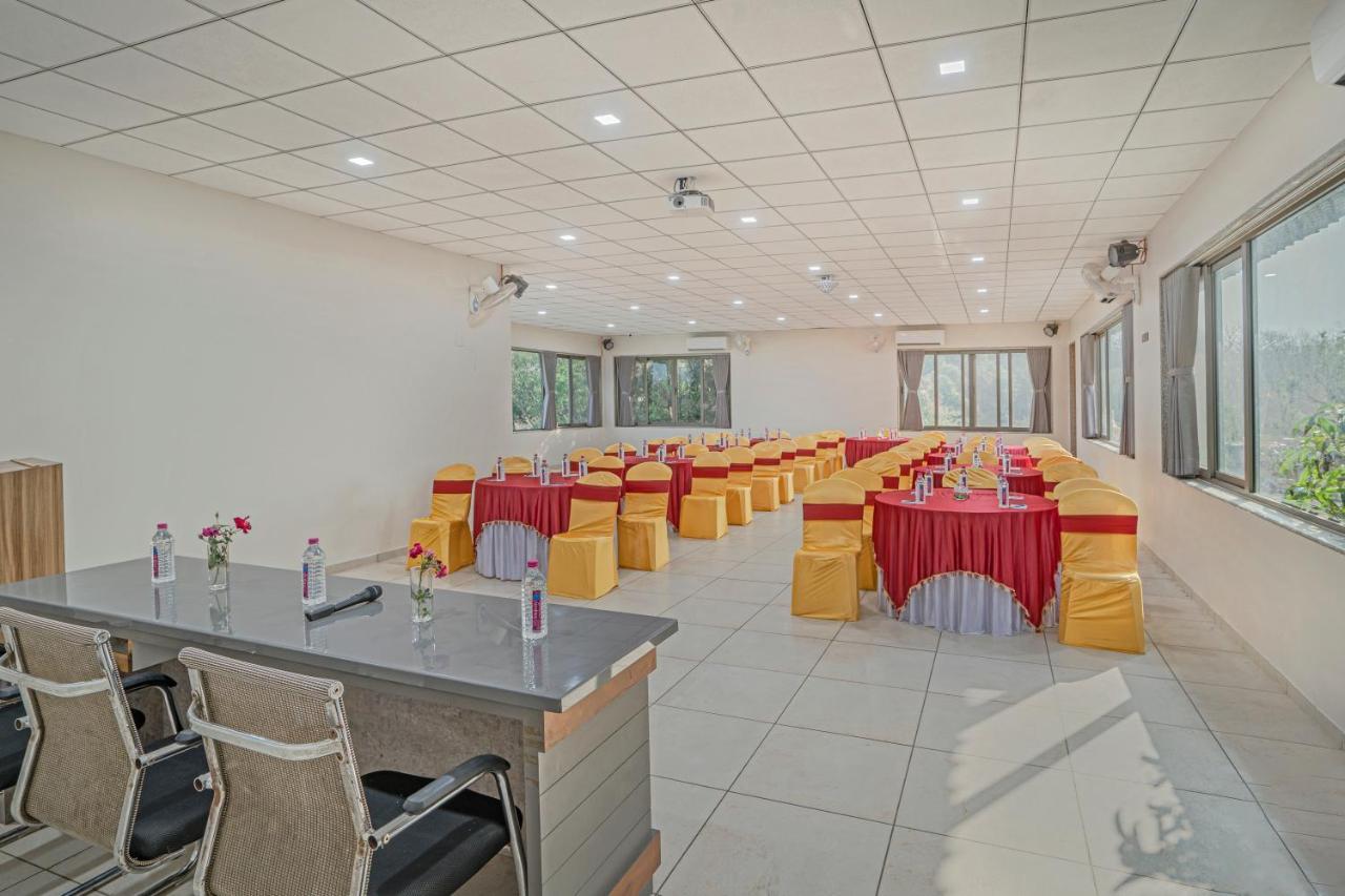 Sterling Gir Hotel Talala Екстериор снимка