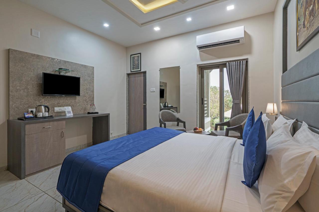 Sterling Gir Hotel Talala Екстериор снимка