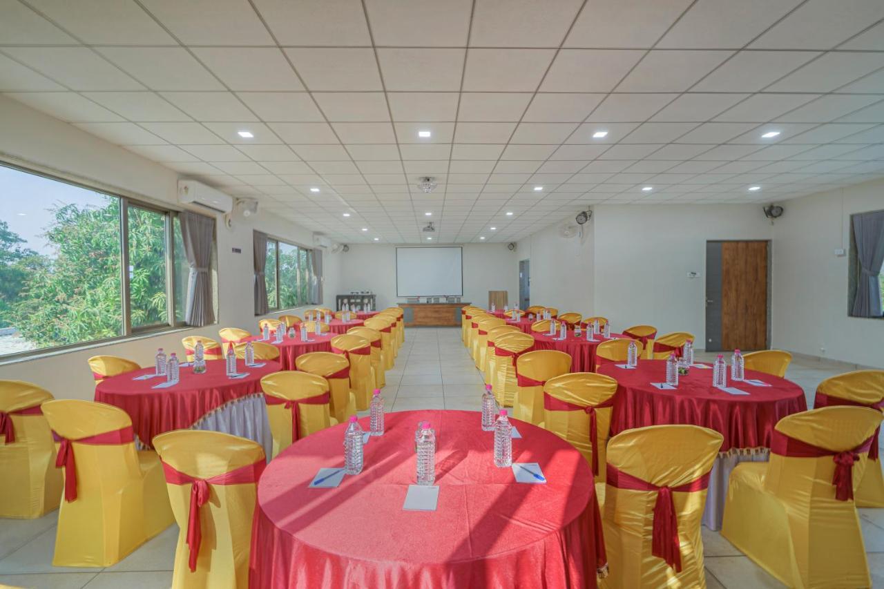 Sterling Gir Hotel Talala Екстериор снимка